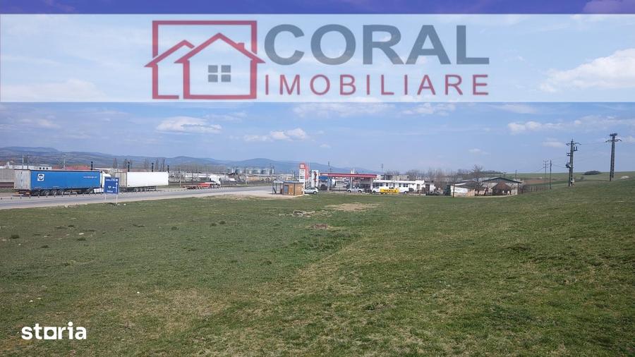 Teren de 4800 mp, în Central