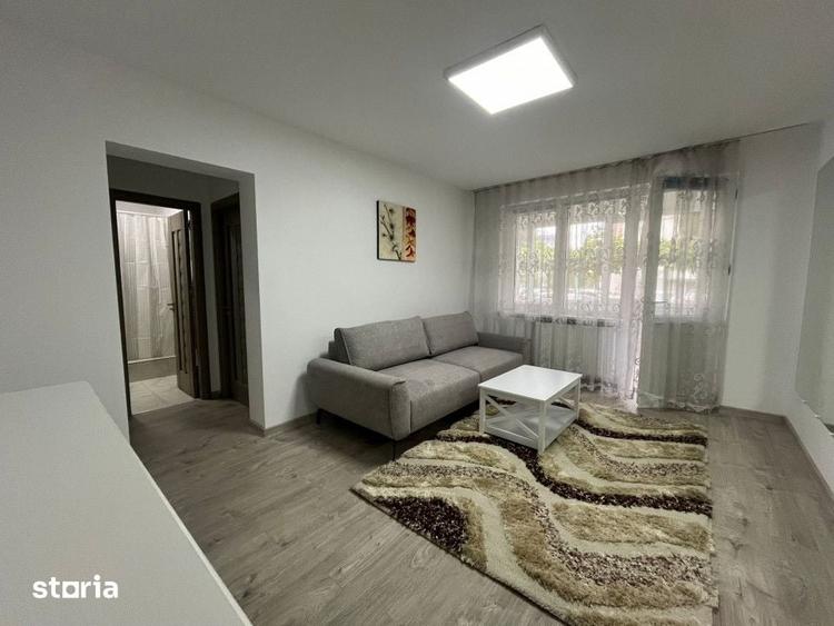 Apartament cu 2 camere semidecomandat în Calea Dumbrăvii
