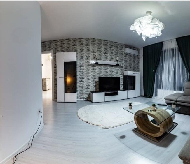 Apartament cu 2 camere decomandat în Sud-Vest