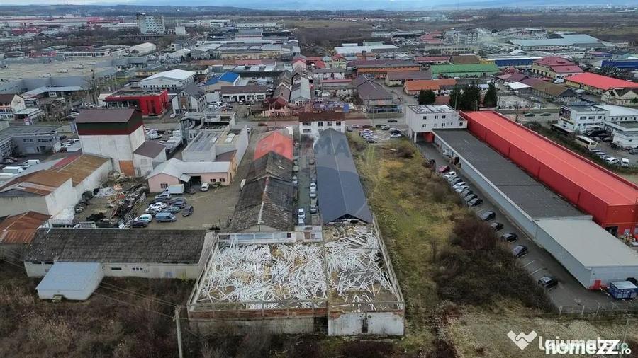 Spațiu comercial, de 900 mp, în Exterior Sud