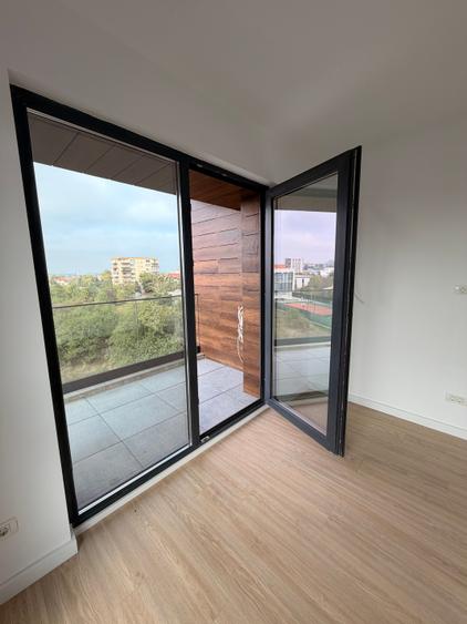 Apartament cu 3 camere decomandat în Voluntari