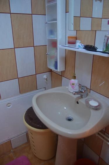 Casă cu 5 camere cu Teren 300 Mp în Central