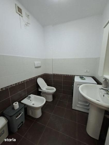 Apartament cu 3 camere în Circumvalațiunii