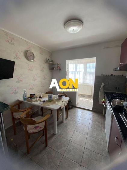 Apartament cu 2 camere decomandat în Ampoi 3
