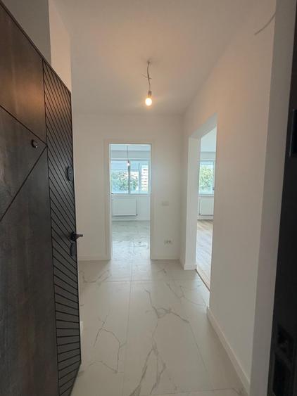 Apartament cu 2 camere semidecomandat în Baba Novac