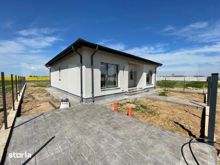 Casă cu 4 camere cu Teren 477 Mp în Aeroport