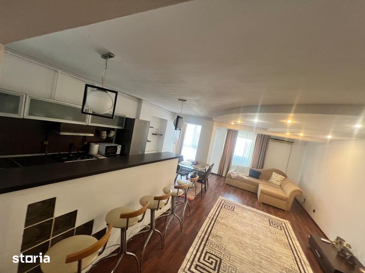 Apartament cu 3 camere decomandat în Delfinariu