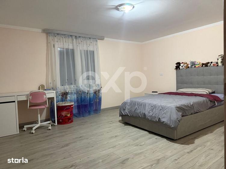 Casă cu 4 camere în Șerbești