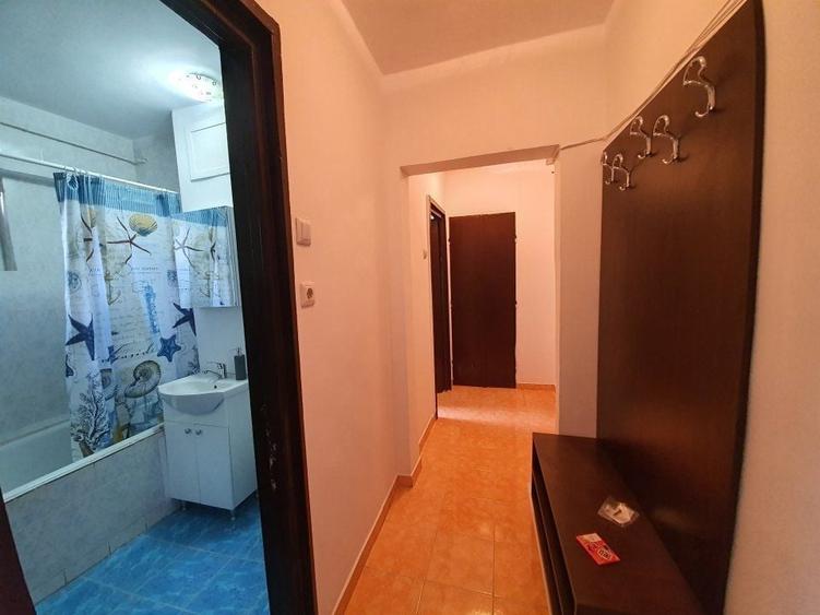 Garsonieră decomandată, mobilată în Rahova