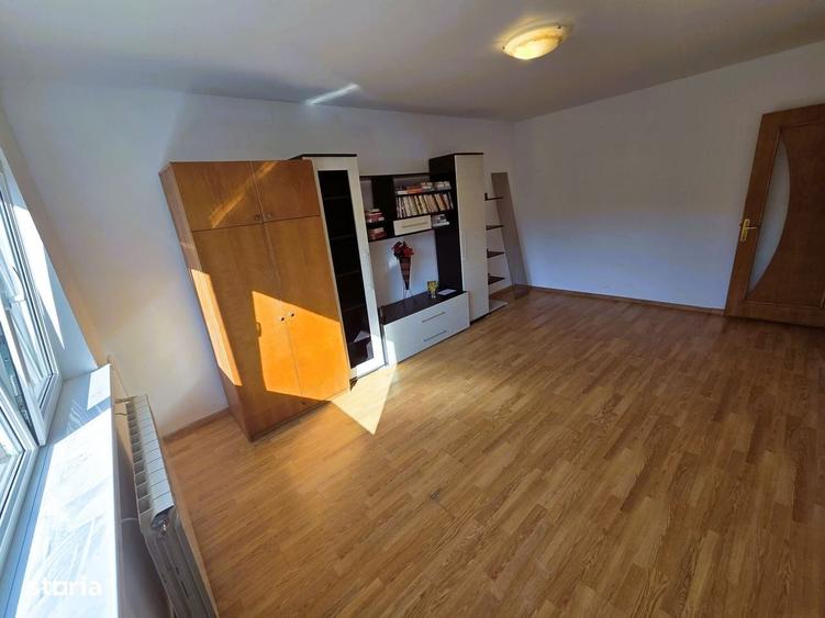 Apartament 2 Camere Decomandat | Zona Pedagogic - Pizza Royal - 11