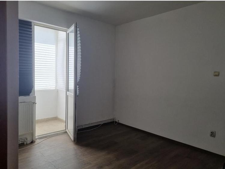 Apartament cu 2 camere semidecomandat în Bucureștii Noi