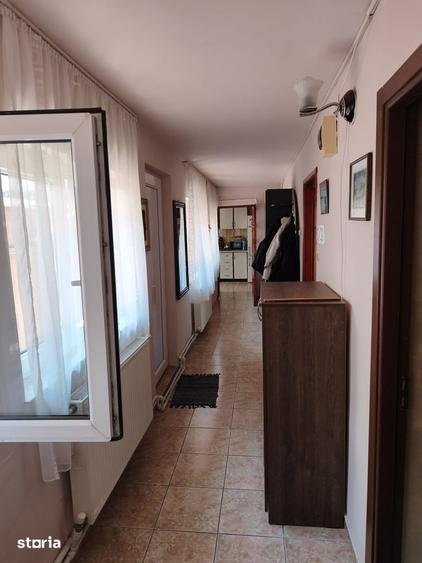 Casă cu 3 camere cu Teren 142 Mp în Tomis II