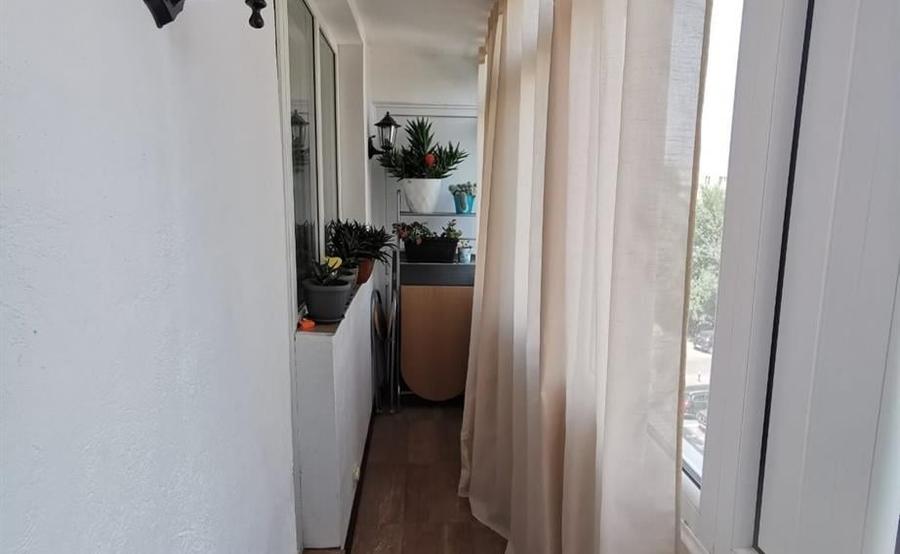 Apartament cu 3 camere decomandat în Giurgiului