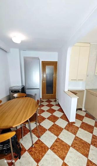 Apartament cu 3 camere, mobilat în Aviației