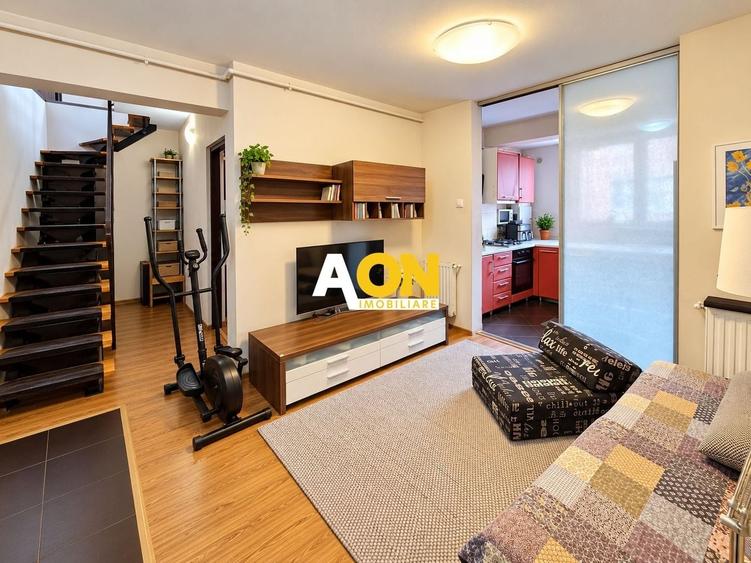 Apartament cu 3 camere decomandat, mobilat în Central