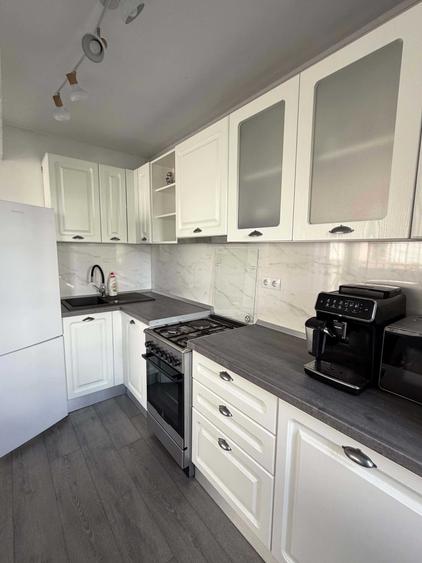 Apartament cu 2 camere semidecomandat în Florești