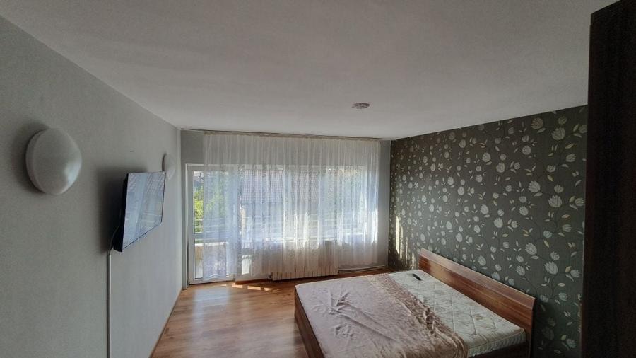 Casă cu 4 camere cu Teren 230 Mp în Sud