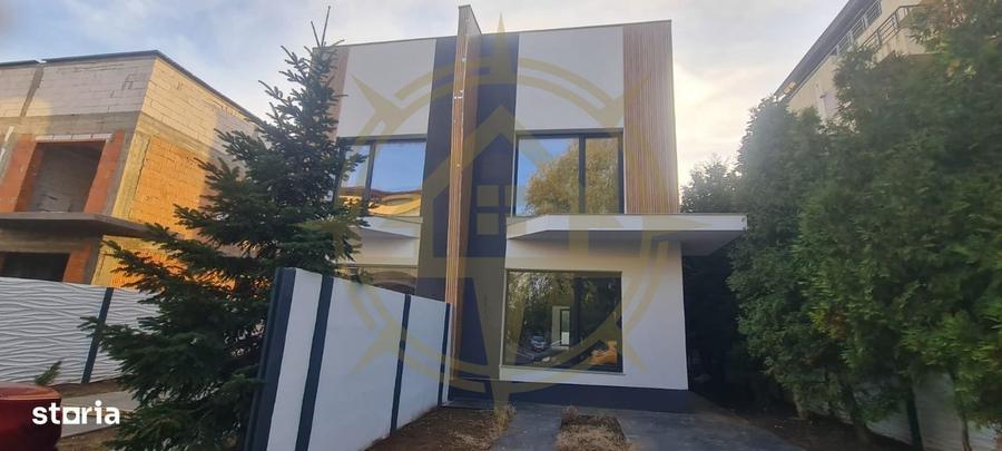 Casă cu 4 camere cu Teren 250 Mp în Ostratu