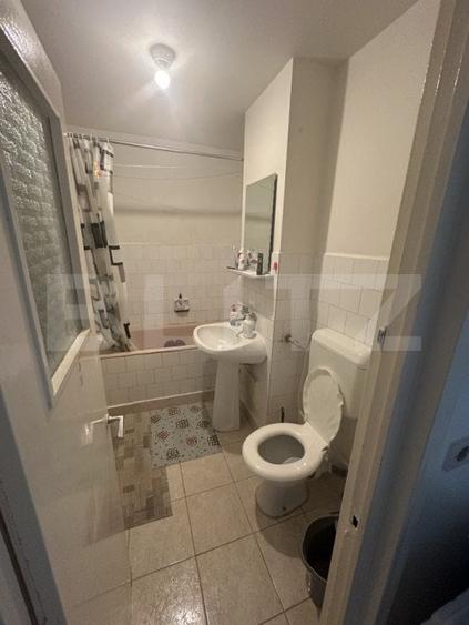 Apartament cu 2 camere decomandat, mobilat în Micro 17 — fotografia 3