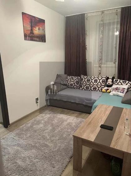 Apartament cu 2 camere semidecomandat, mobilat în Antiaeriană
