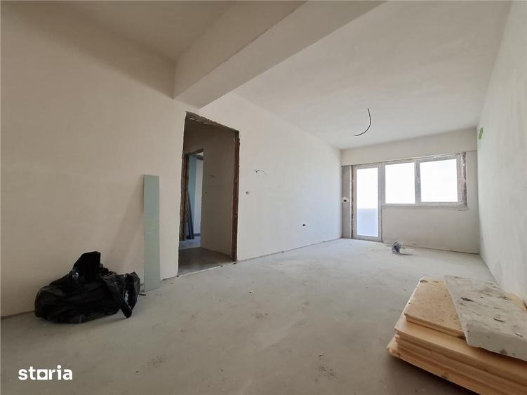 Apartament cu 3 camere decomandat în Galata