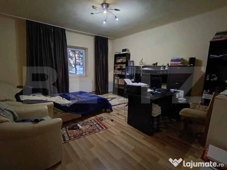 Casă cu 3 camere cu Teren 800 Mp în Var