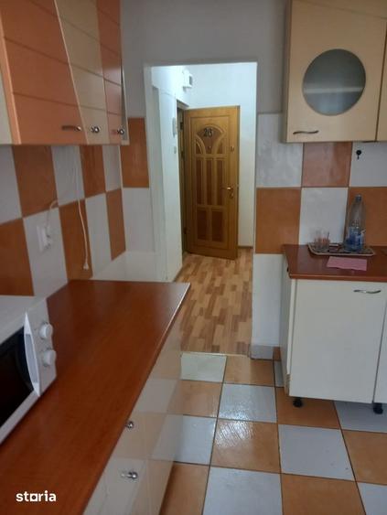 Garsonieră decomandată în Traian