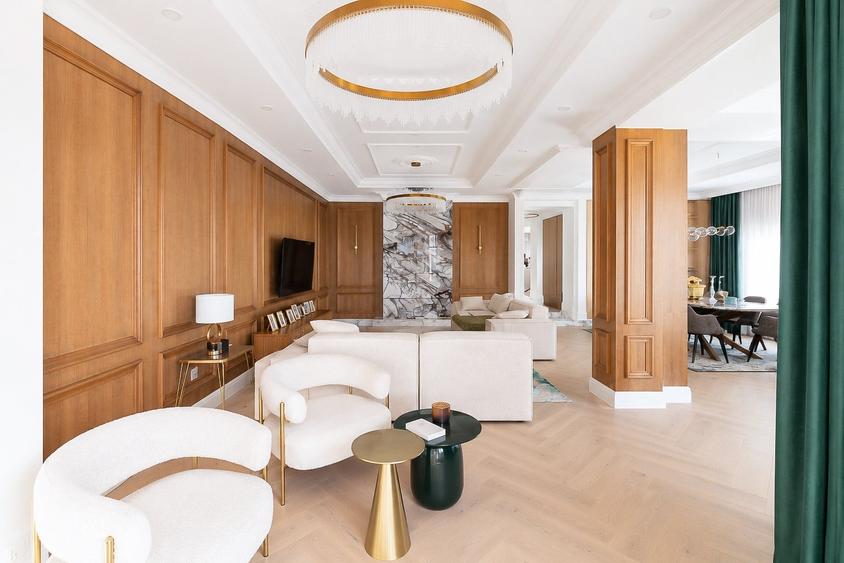 Casă individuală cu 6 camere cu Teren 2800 Mp în Snagov
