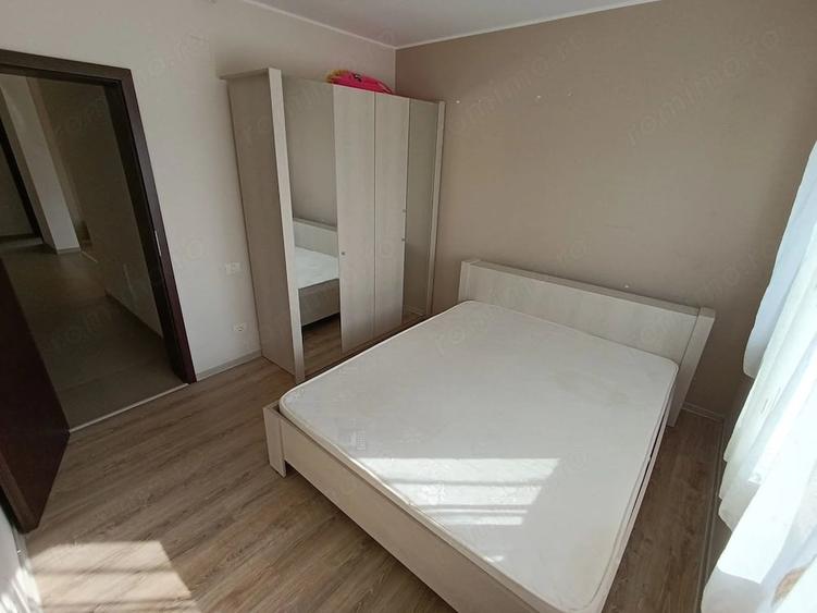Apartament cu 3 camere decomandat în Dumbrăvița
