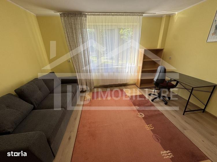Apartament cu 2 camere semidecomandat în Central