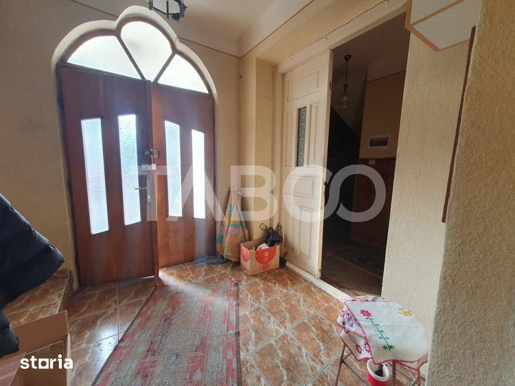 Casă cu 4 camere cu Teren 374 Mp în Central