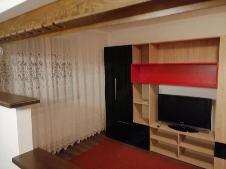Apartament cu 2 camere decomandat în Craiovița Nouă