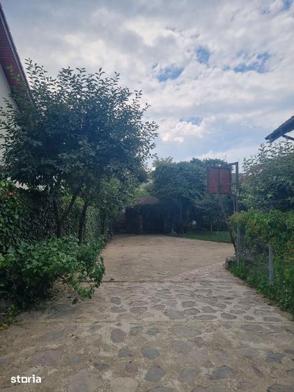 Casă cu 5 camere cu Teren 505 Mp în Șelimbăr