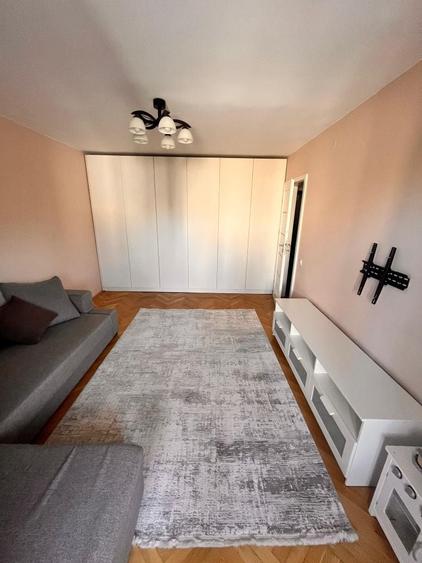 Apartament cu 2 camere decomandat în Tudor