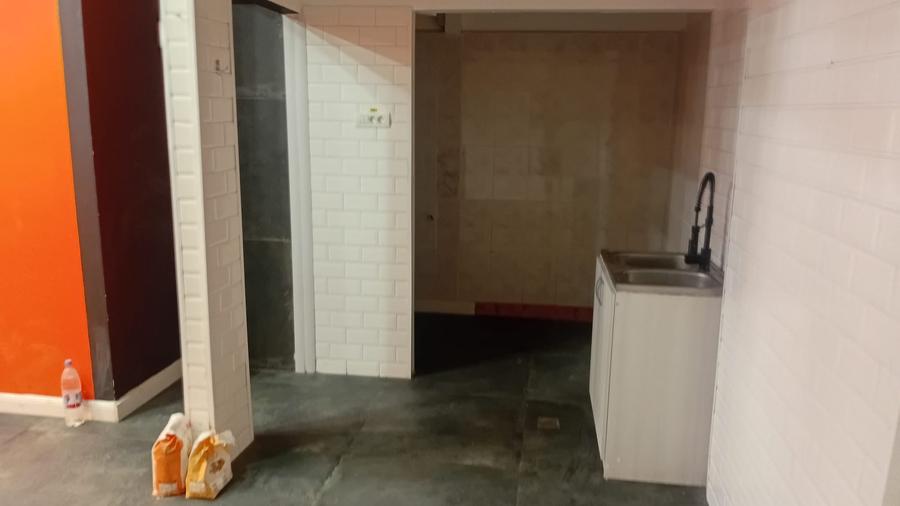 Inchiriez spatiu comercial ultracentral zona Piata Mica - 15
