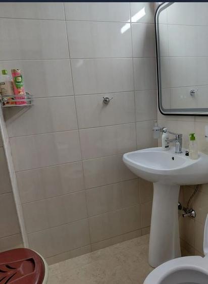 Apartament cu 3 camere decomandat, mobilat în Nerva Traian