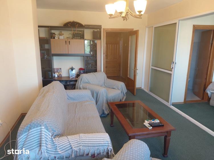 Apartament cu 3 camere în Ultracentral