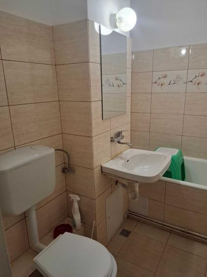 Garsonieră decomandată în Exterior Vest