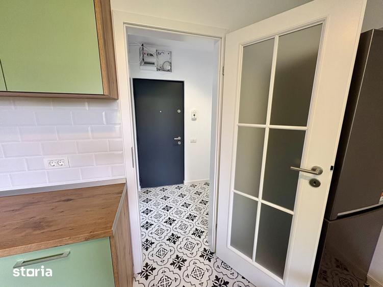 Apartament cu 2 camere semidecomandat în Giurgiului