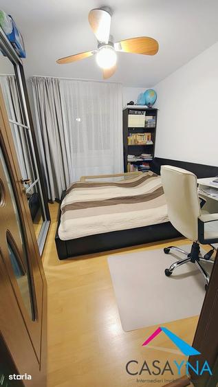 Apartament cu 3 camere decomandat în Ștefan cel Mare