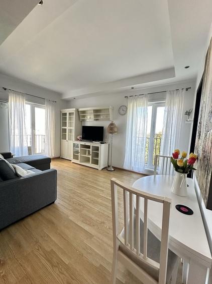 Apartament cu 2 camere semidecomandat în Crețuleasca