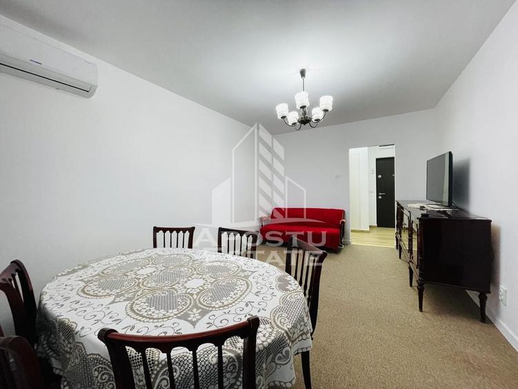 Apartament cu 3 camere decomandat în Grădiște