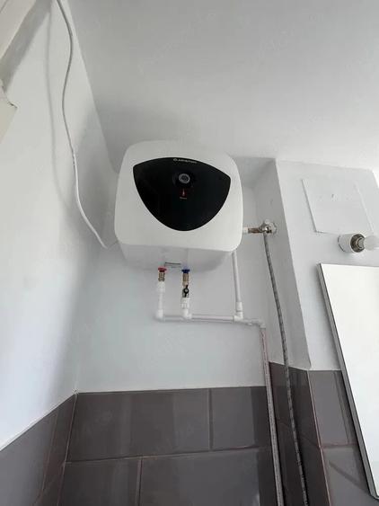 Garsonieră decomandată în Brâncoveanu