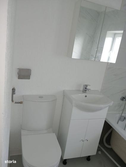 Casă cu 3 camere cu Teren 600 Mp în Central
