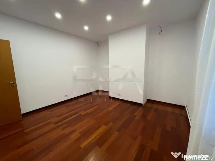 Apartament cu 5 camere decomandat în Primăverii