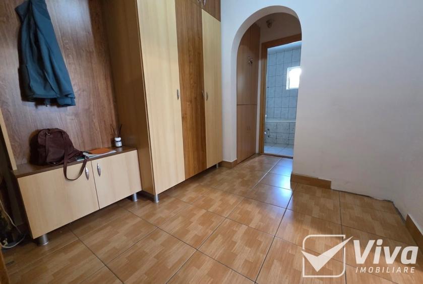 Apartament cu 2 camere decomandat în Nicolina