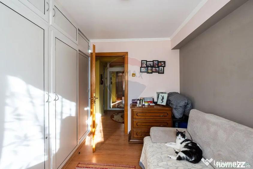 Apartament cu 3 camere decomandat în Ultracentral