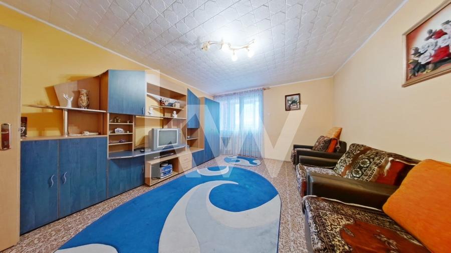 Apartament cu 2 camere decomandat, mobilat în Tractorul