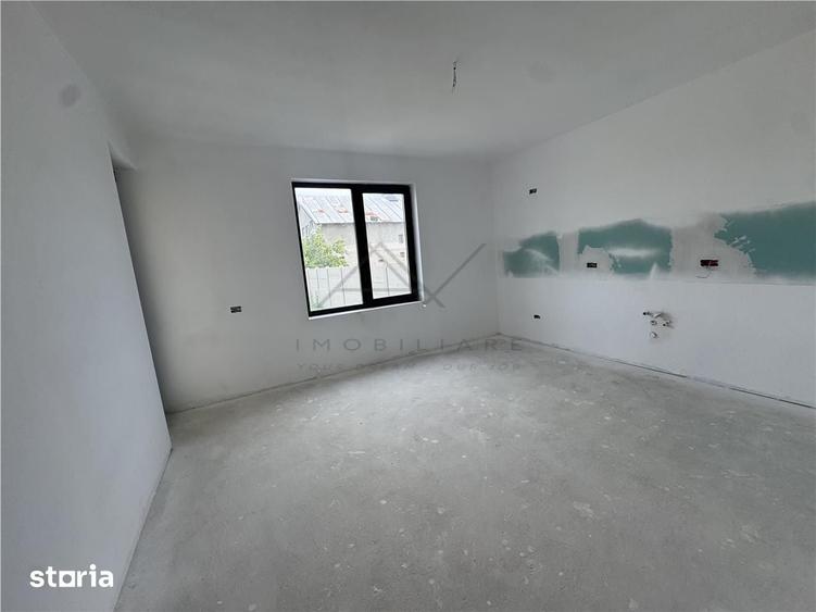 Casă cu 7 camere cu Teren 550 Mp în Ciorogârla