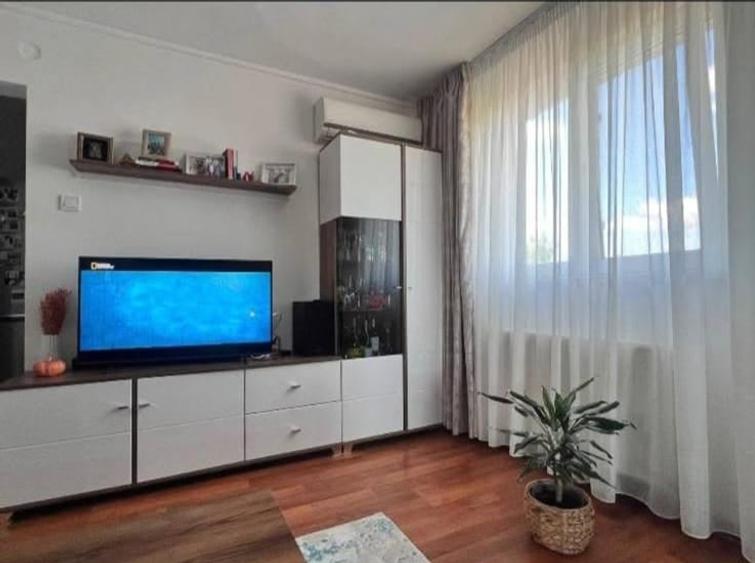 Apartament cu 2 camere semidecomandat în Tătărași